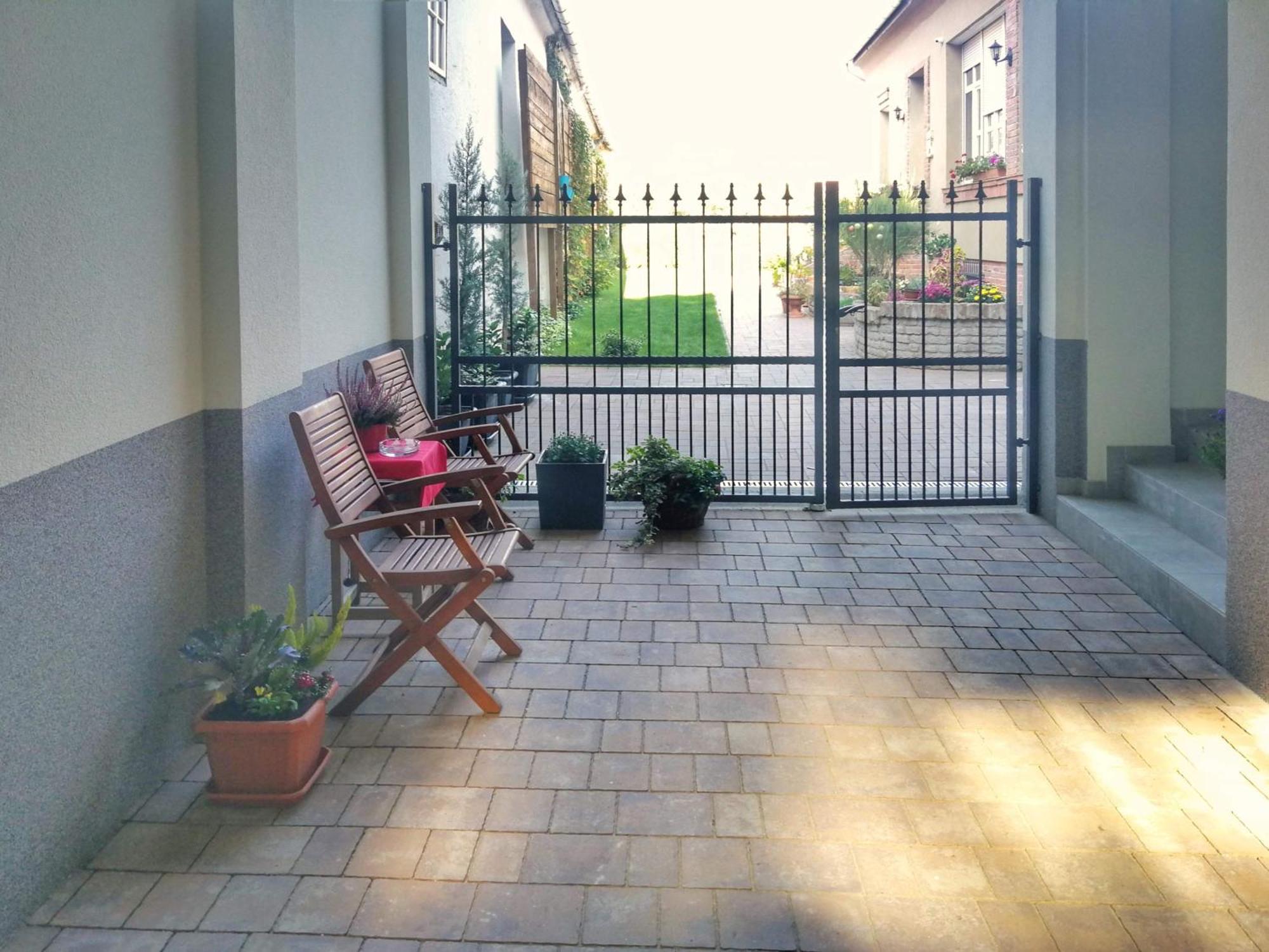 M37 Apartman Debreţin Exterior foto