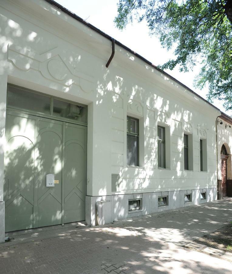 M37 Apartman Debreţin Exterior foto
