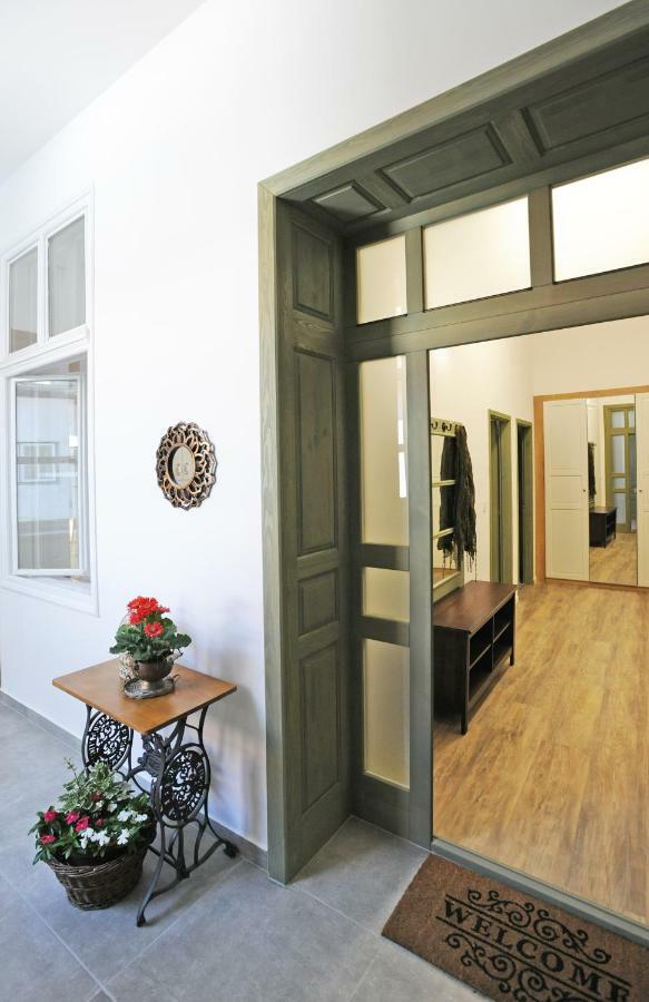 M37 Apartman Debreţin Exterior foto